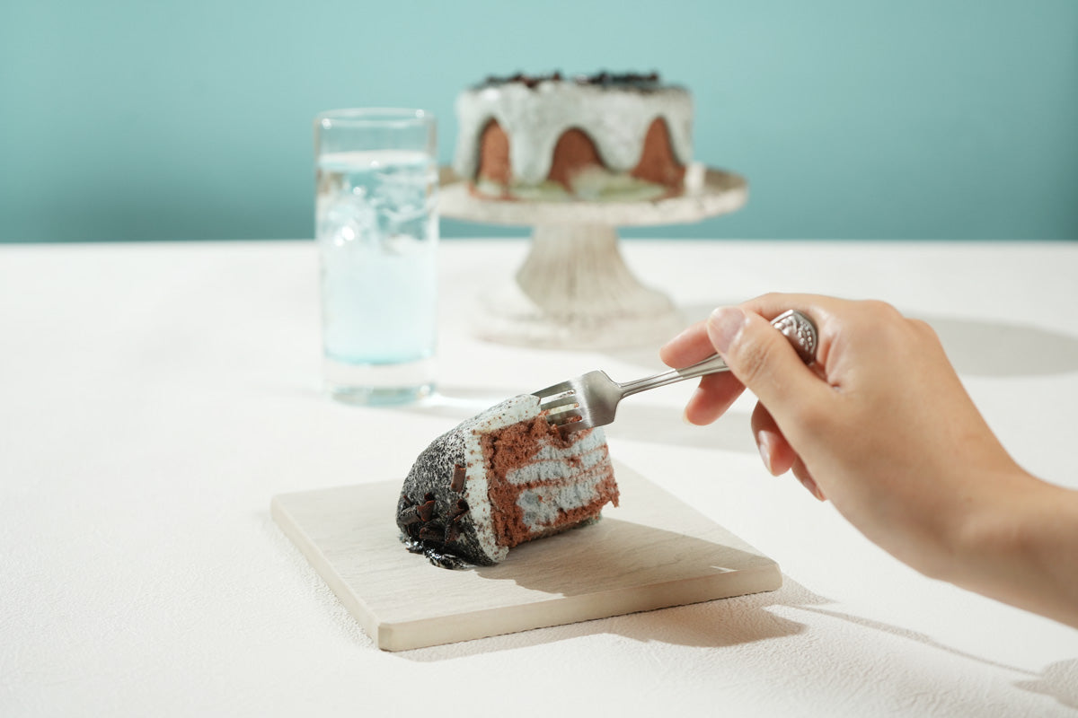 『チョコミントシフォン』パリパリ食感のチョコとミントクリームの爽快感!|手作りシフォンケーキ専門店 This is CHIFFON CAKE.