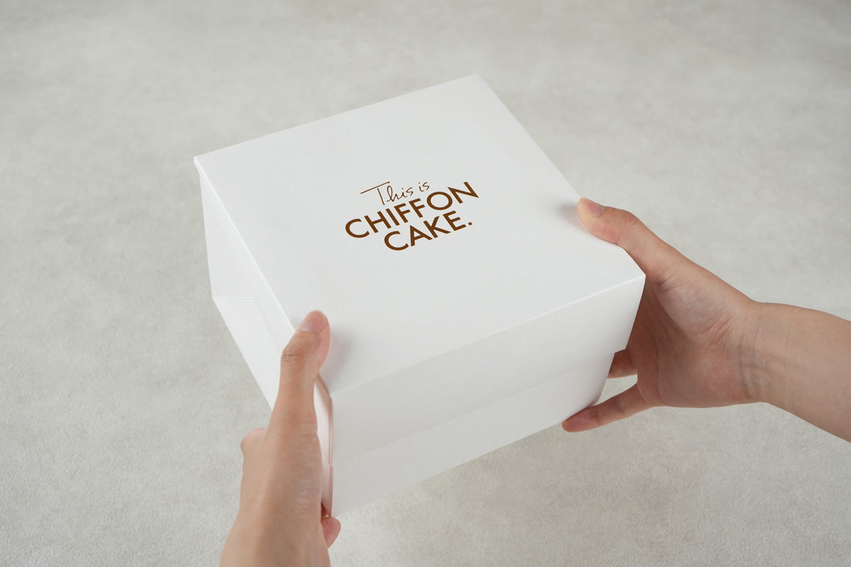 『チョコミントシフォン』パリパリ食感のチョコとミントクリームの爽快感！箱の画像｜手作りシフォンケーキ専門店 This is CHIFFON CAKE.